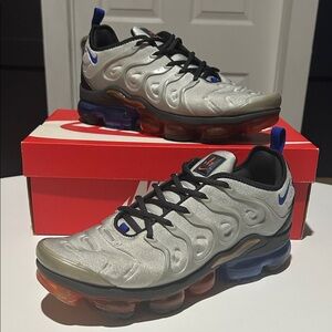 Nike Air VaporMax Plus “Metallic Silver Hyper Royal” Men’s Size 11